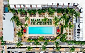 The Perry Hotel & Marina Key West